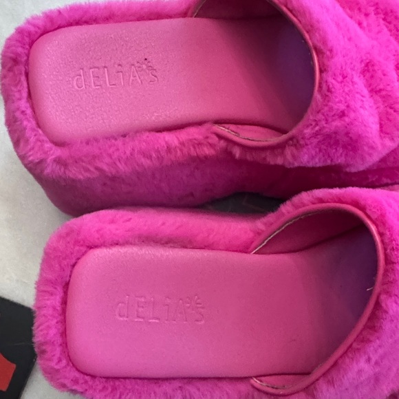 Delias fur platforms 9 - Picture 3 of 10
